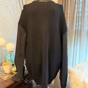 Barneys New York x Forever 21 Black Crew Neck textured Sweater